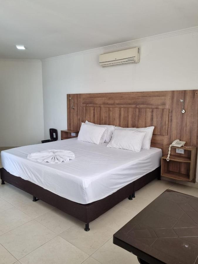 Zahira Hotel Melgar Buitenkant foto